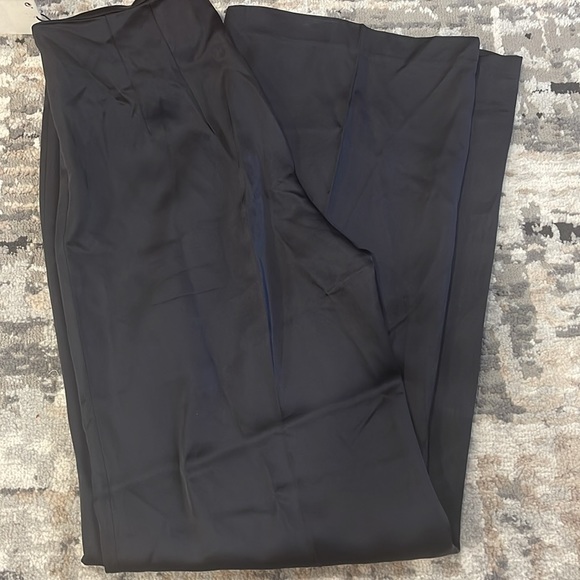 =Massimo‎ Dutti STRAIGHT NAVY BLUE SATIN TROUSERS NAVY BLUE
/ Ref. 5019/555 - Picture 6 of 6